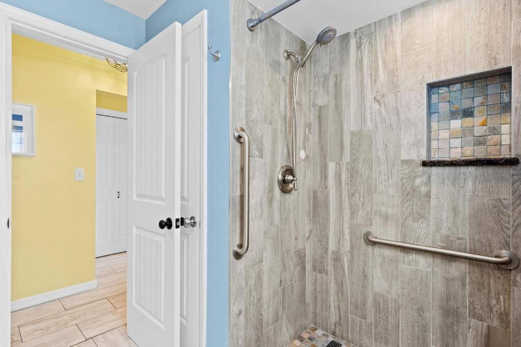 Perfect For Family Gatherings With A Heated Pool! - Clearwater'S Clear Choice Extérieur photo